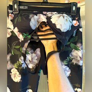 Victoria Secret floral outfit 34b top med bottoms,mesh cut outs out. Worn once.